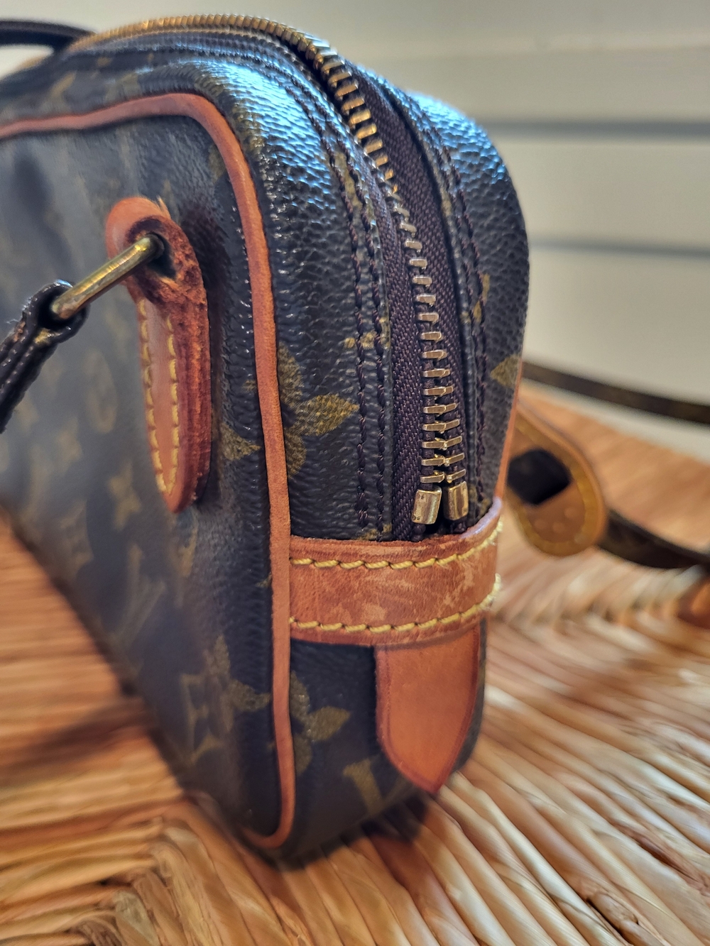 Louis Vuitton Marlee Crossbody - Picture 3 of 8